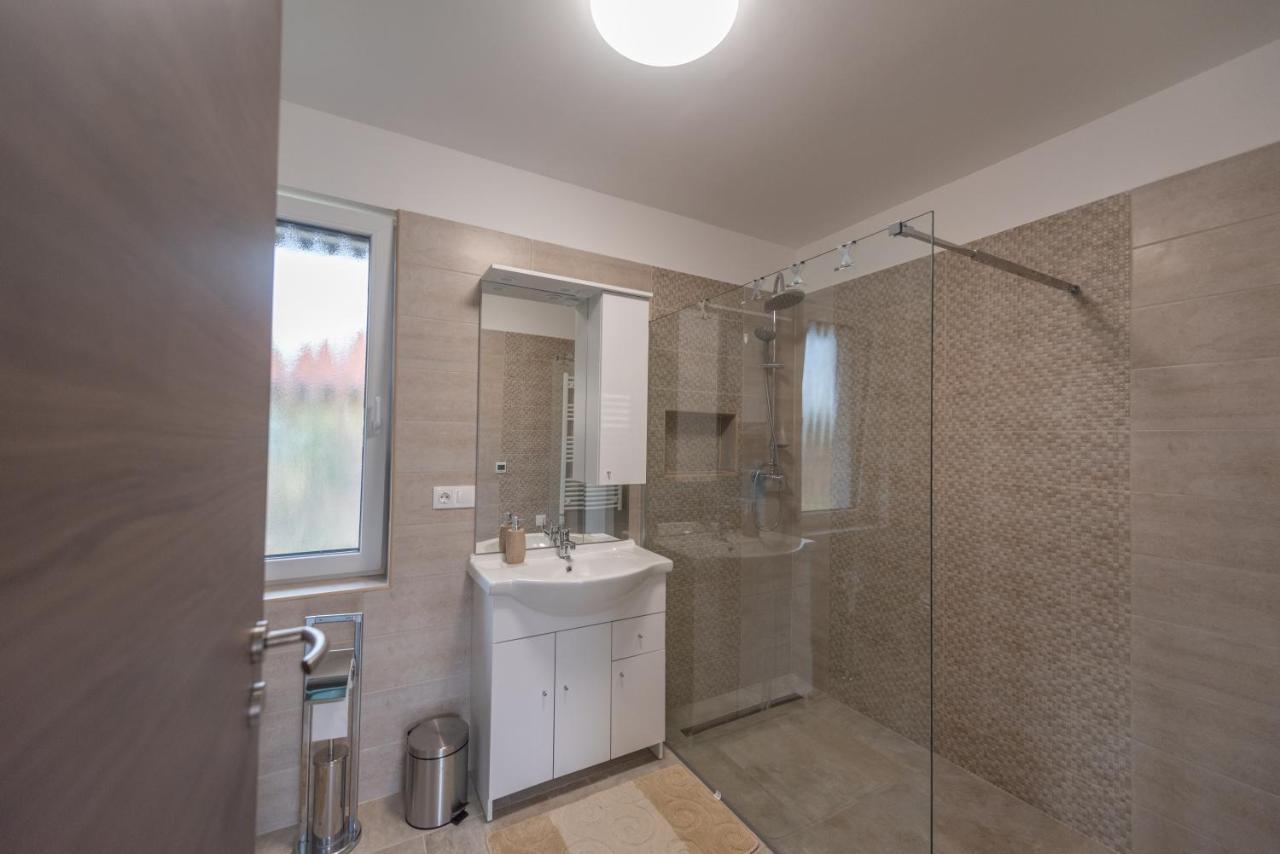 Bridgiet Home Apartman Cserszegtomaj Bagian luar foto