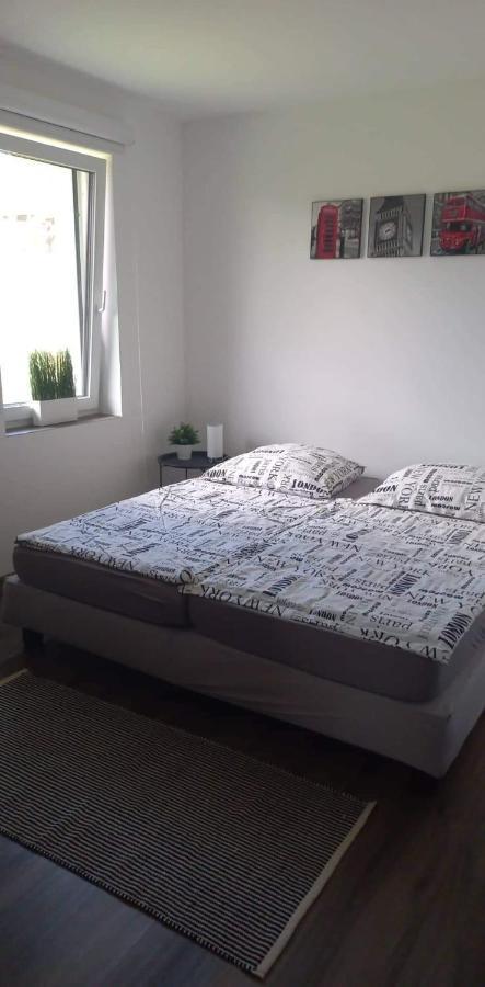 Bridgiet Home Apartman Cserszegtomaj Bagian luar foto